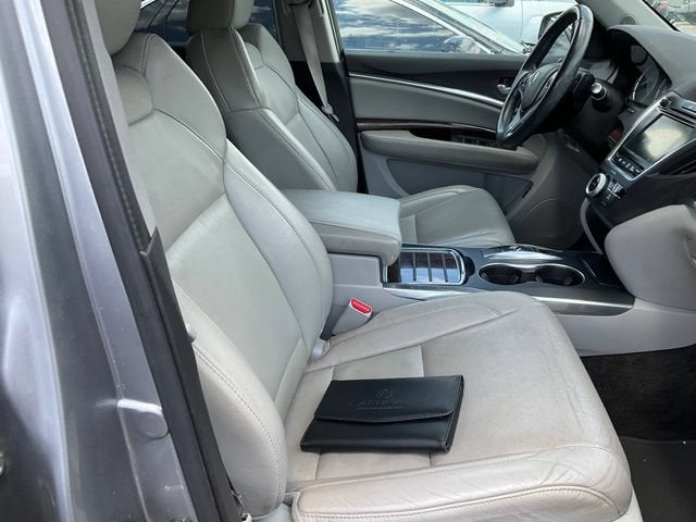 2017 Acura MDX w/Technology Package