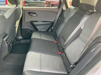 2021 Nissan Rogue SV FWD