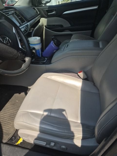 2016 Toyota Highlander XLE V6