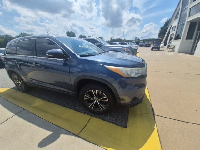2016 Toyota Highlander XLE V6