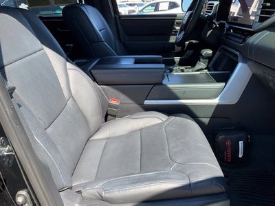 2025 Toyota Tundra Hybrid Platinum Hybrid CrewMax 5.5' Bed