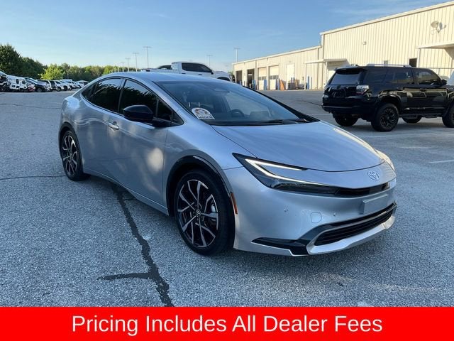2025 Toyota Prius Plug-In Hybrid SE