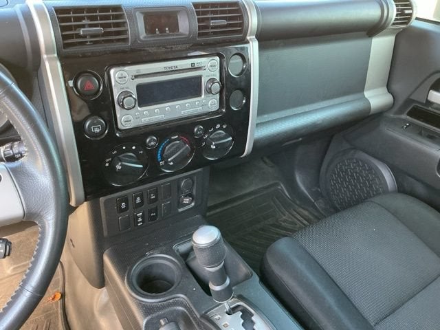 2013 Toyota FJ Cruiser SR