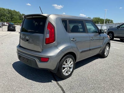 2013 Kia Soul Base