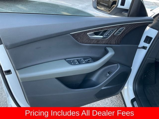 2020 Audi Q8 Premium Plus