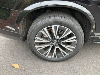 2020 Volvo XC90 T6 Momentum 6 Passenger