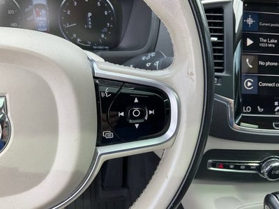 2020 Volvo XC90 T6 Momentum 6 Passenger