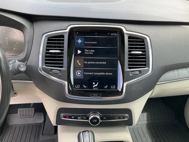2020 Volvo XC90 T6 Momentum 6 Passenger