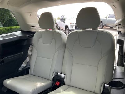 2020 Volvo XC90 T6 Momentum 6 Passenger