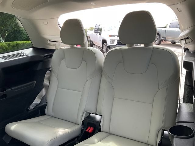 2020 Volvo XC90 T6 Momentum 6 Passenger