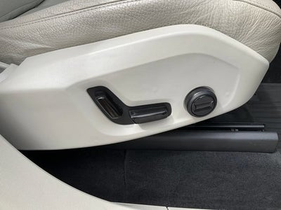 2020 Volvo XC90 T6 Momentum 6 Passenger